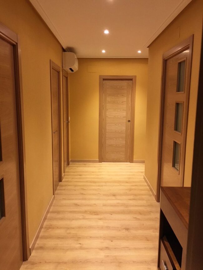 carpintero especializado en parquet en valencia - puertas