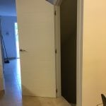 carpintería para puertas interiores en valencia - puerta abierta