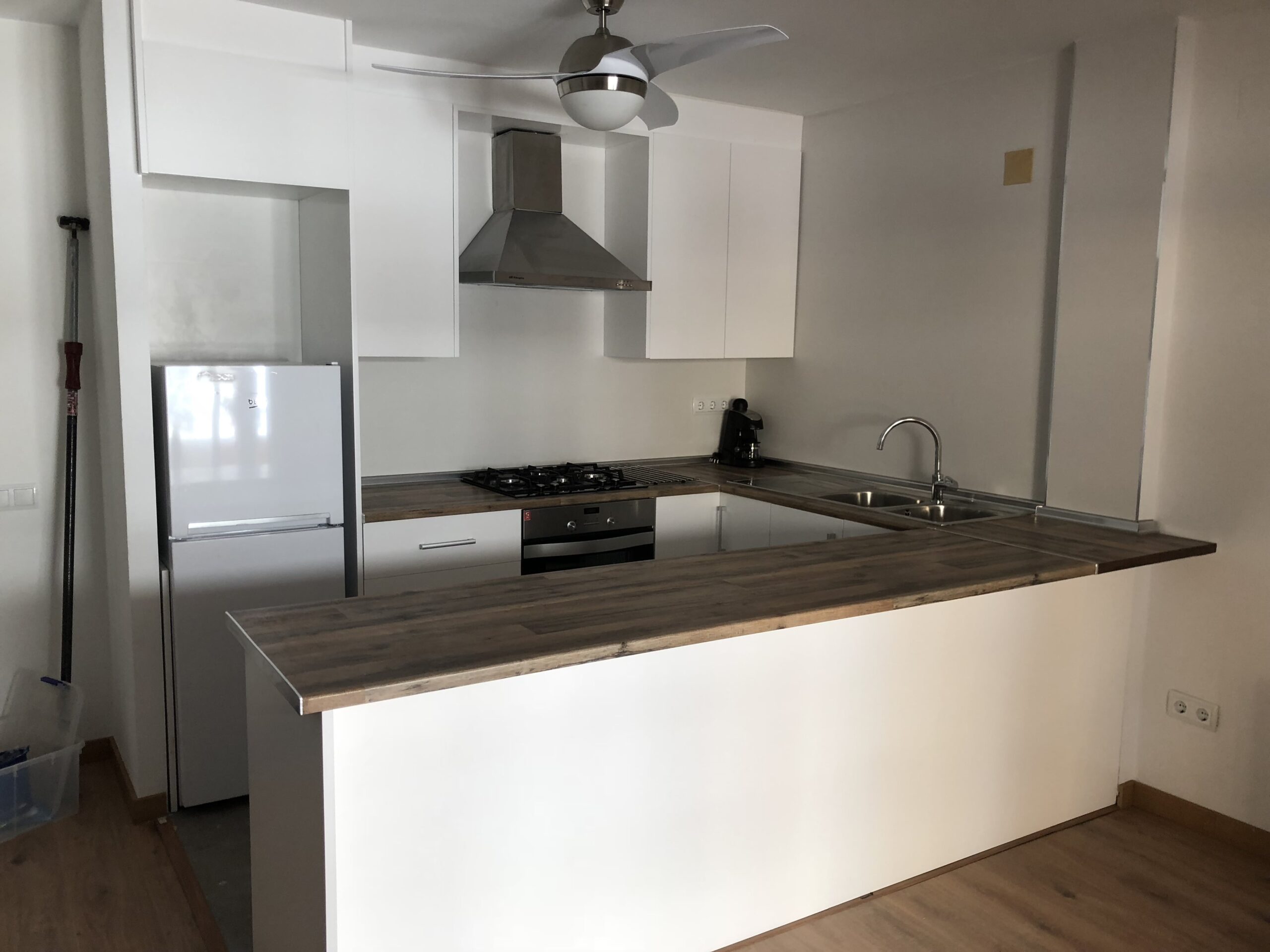 Diseño personalizado de cocinas en Valencia-isla