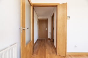 puertas de paso en quart de poblet-casa